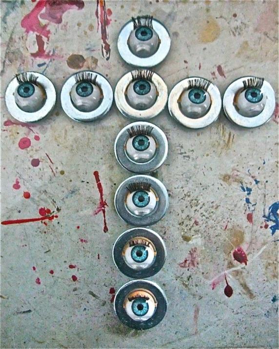 look me | eyes play